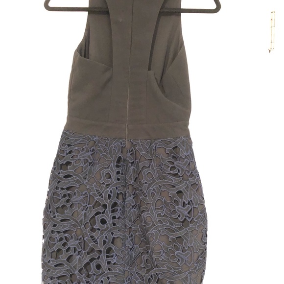 Stylish dress, perfect for a fancy night! - Picture 2 of 4